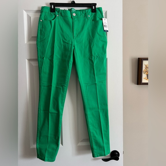 Crown & Ivy skinny jeans - Picture 2 of 5